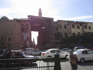 beginning of Muizz St