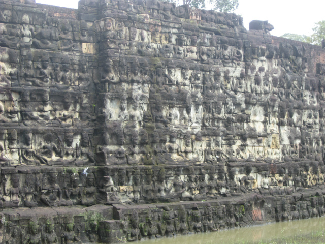 ᚉ��̃e���X