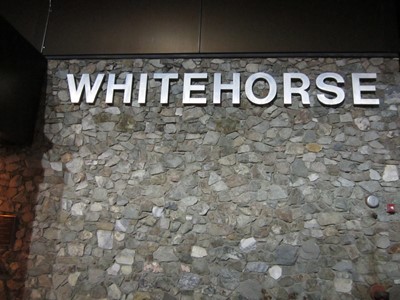 white horse`